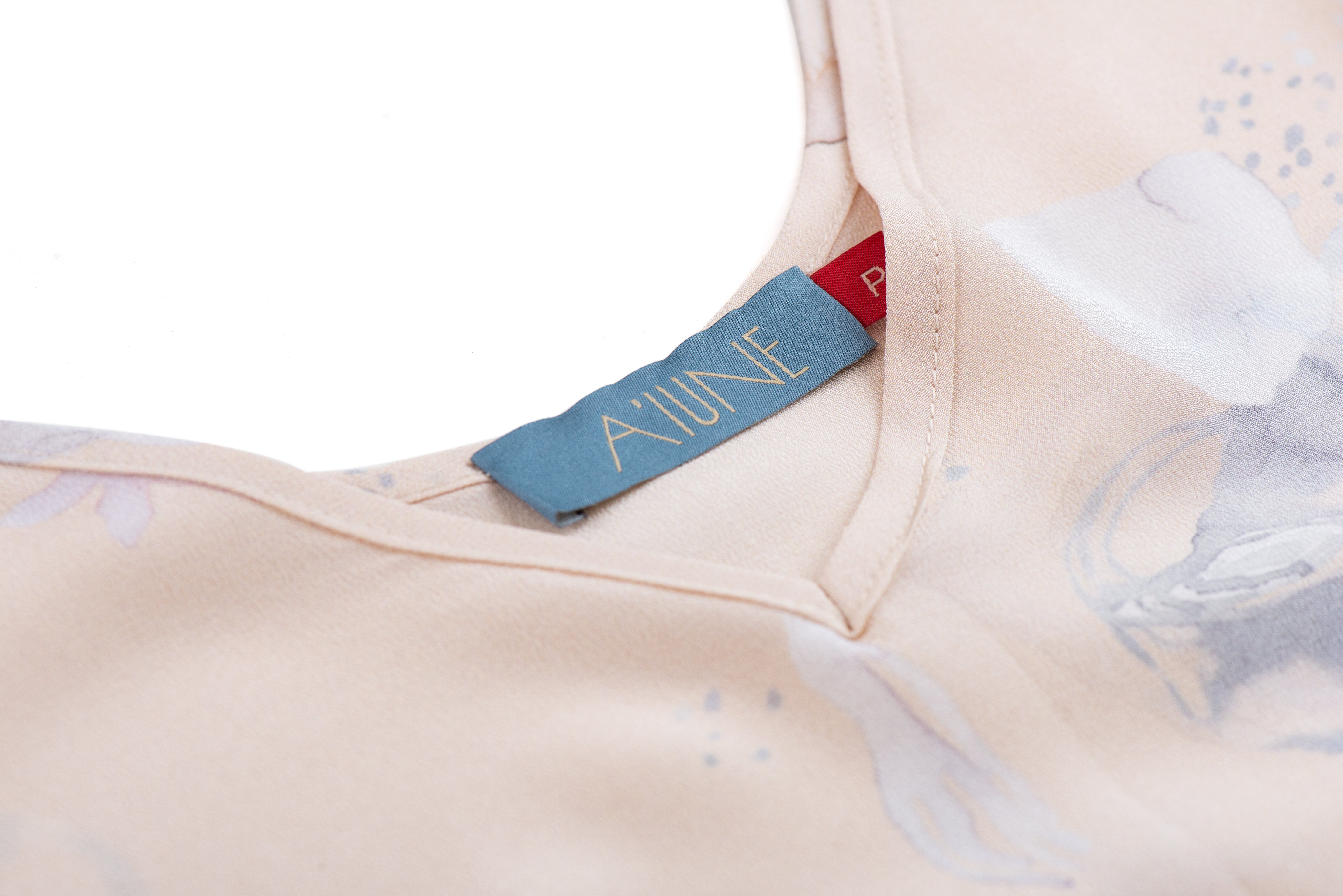 slip dress conchas