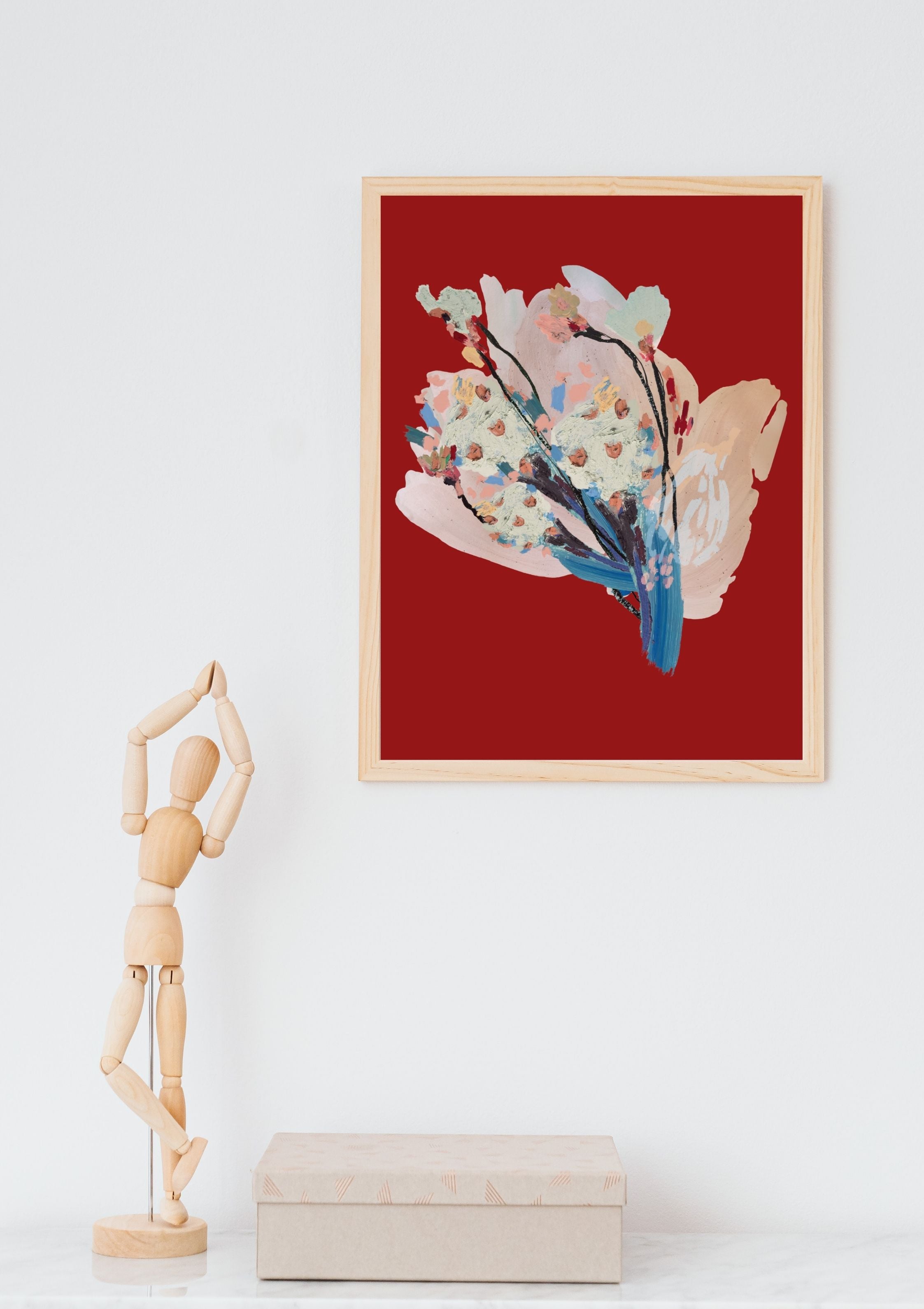 Print #Flor06 em composição decorativa, mostrando a arte floral A4 aplicada em um ambiente contemporâneo.
