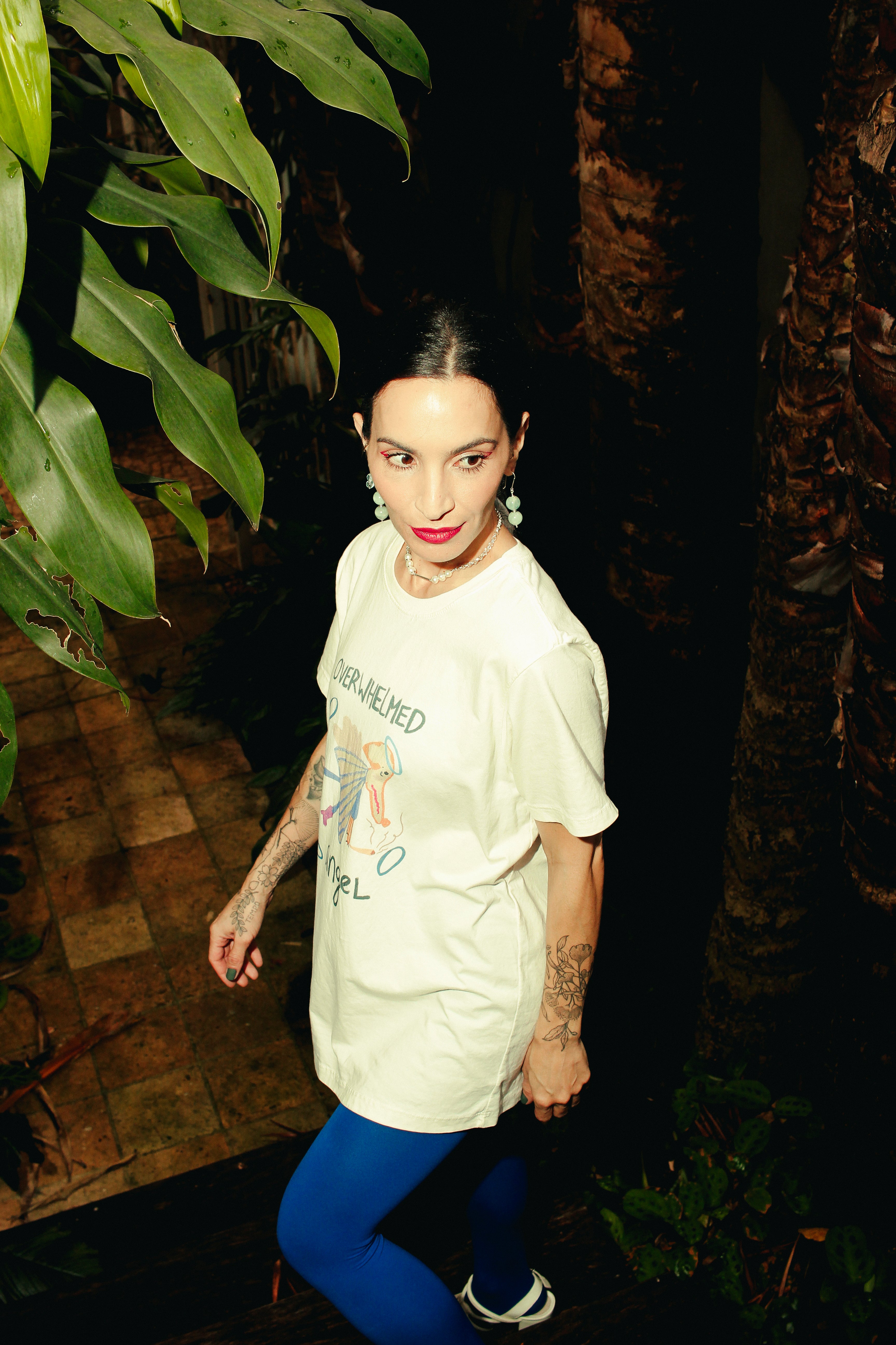 Camiseta OVERWHELMED ANGEL